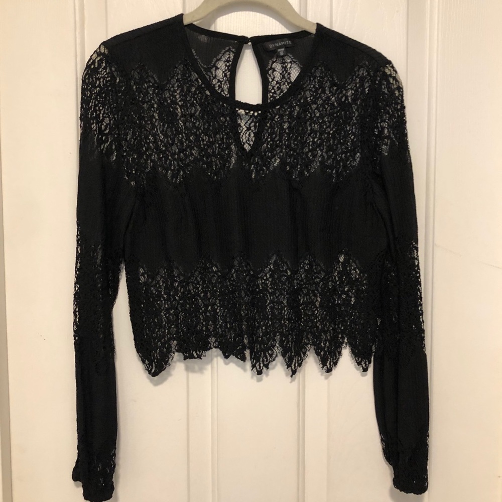 Dynamite lace crop